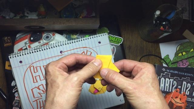 Make Origami Jar Jar from a post-it note and stick him anywhere! смотреть онлайн