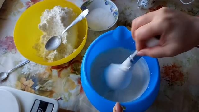 СметанноТворожный Крем))) Сметанный Крем))) Мои крема, как делаю я)) смотреть онлайн