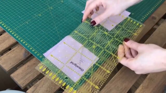 часть 2 Как шить развивающую книжку? Развивающая книжка из фетра своими руками. Кроим, начинаем шит смотреть онлайн