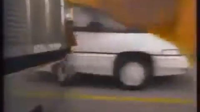 Pontiac Trans Sport Super Bowl XXIV ad Canyon 1990524 смотреть онлайн