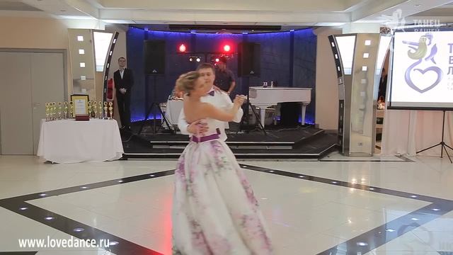 Медленный свадебный танец! Просто, красиво, доступно! смотреть онлайн