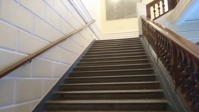 Лестница в Санкт-Петербургском Союзе Художников. Большая Морская ул. 38 смотреть онлайн