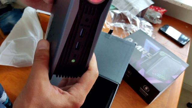 Mini PC Chatreey AMR5 Ryzen 5 5600U. Распаковка, первый запуск смотреть онлайн