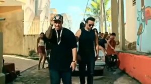 Деспасито.        Despacito