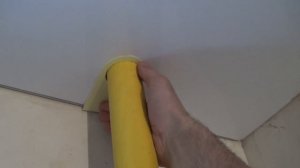 Как обойти трубу натяжным потолком своими руками. Обход трубы.