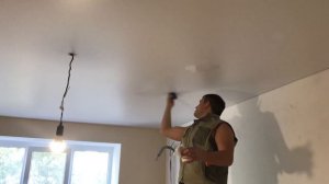 Как легко удалить клей от малярного скотча с натяжного потолка