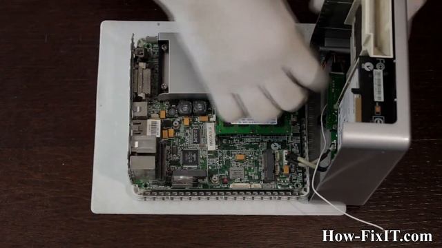 How to upgrade RAM memory in Fujitsu Siemens Esprimo Q5020 laptop смотреть онлайн