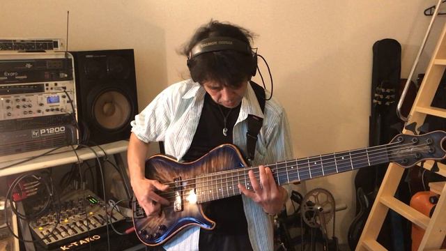 Take off / PRISM (bass cover) смотреть онлайн