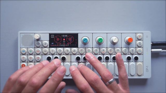 making my first HIP HOP BEAT on the OP-1 смотреть онлайн