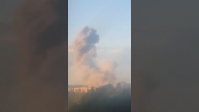 Утренние кадры удара по украинским военным объектам в Дзержинске (Торецке). смотреть онлайн