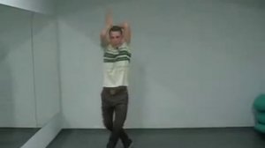 Тектоник, парень классно танцует)