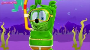 «GUMI CÁPA» Gummy Shark (Hungarian) - Gummibär  Music Video - Baby Shark Song