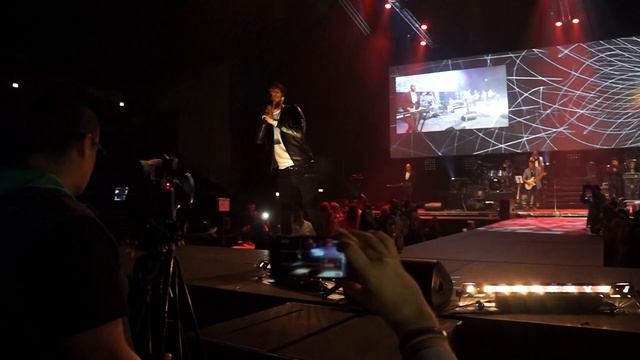 Benyamin Bahadori - Khatereha Live In Concert Oberhausen Germany