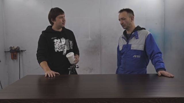 Прозрачная отделка дерева с ANEST IWATA W400 BELLARIA и LPH-400 LVB