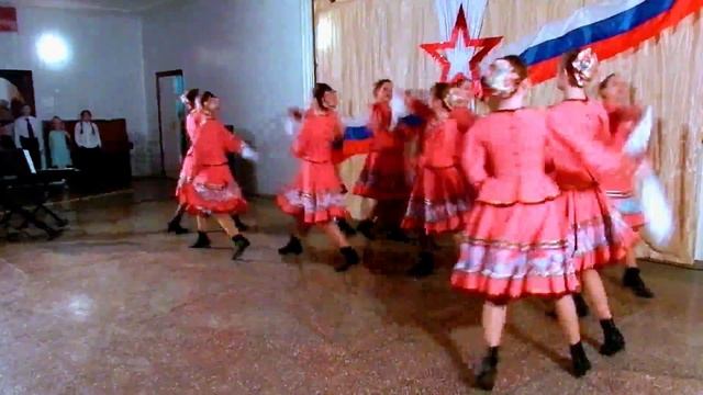 СОSSACK DANCE in the village club/ Казачий танец смотреть онлайн