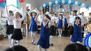 Выпускной в 4 классе. На мотив песни чунга чанга. Творческая мастерская 4 б класса