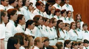 А. Пахмутова "На улице мира", слова Н. Добронравова