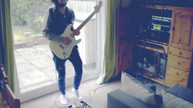 Jimi Hendrix Stratocaster on Pink Floyd Solo смотреть онлайн