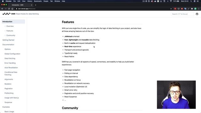 Buscando dados de API com React, Hooks e SWR смотреть онлайн