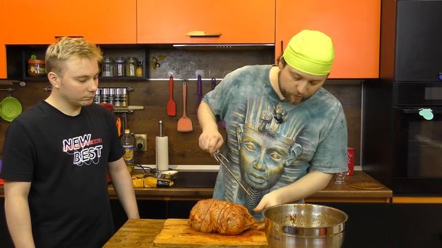 Курочка гриль с хрустящей корочкой, нереальным ароматом и ручьями соков! смотреть онлайн