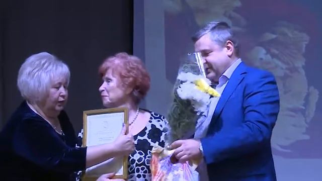 (12+) Учителя принимают поздравления смотреть онлайн