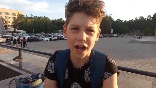 Анекдот про попугая который ругался. Лев в эфире! смотреть онлайн