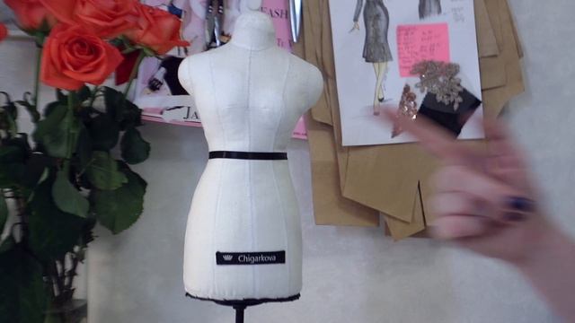 ПОСТРОЕНИЕ ЮБКИ-КАРАНДАШ | ПОСТРОЕНИЕ ЧЕРТЕЖА ПРЯМОЙ ЮБКИ | СТРОИМ ВЫКРОЙКУ смотреть онлайн