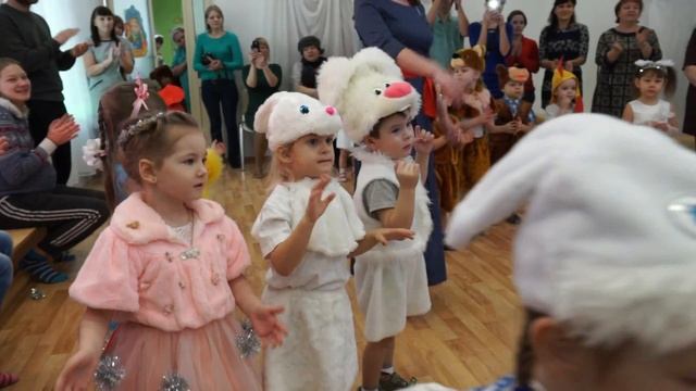 Новогодний утренник 2017 -д/сад смотреть онлайн