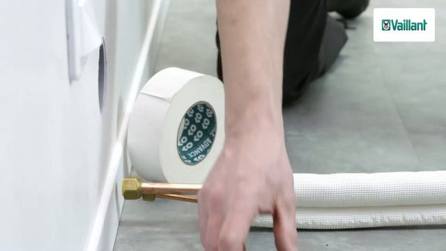 aroTHERM split - De installatie voorbereiden смотреть онлайн