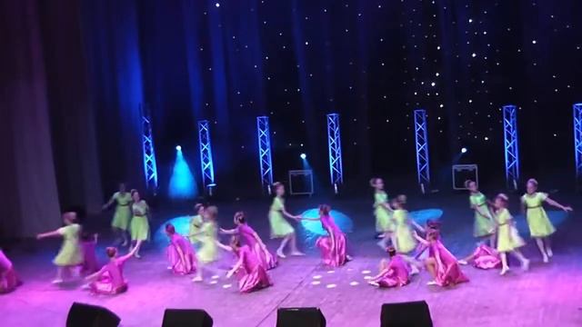 Танец "Сны" - ансамбль "Вдохновение". смотреть онлайн