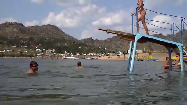 хорошая шутейка-нырнула смотреть онлайн