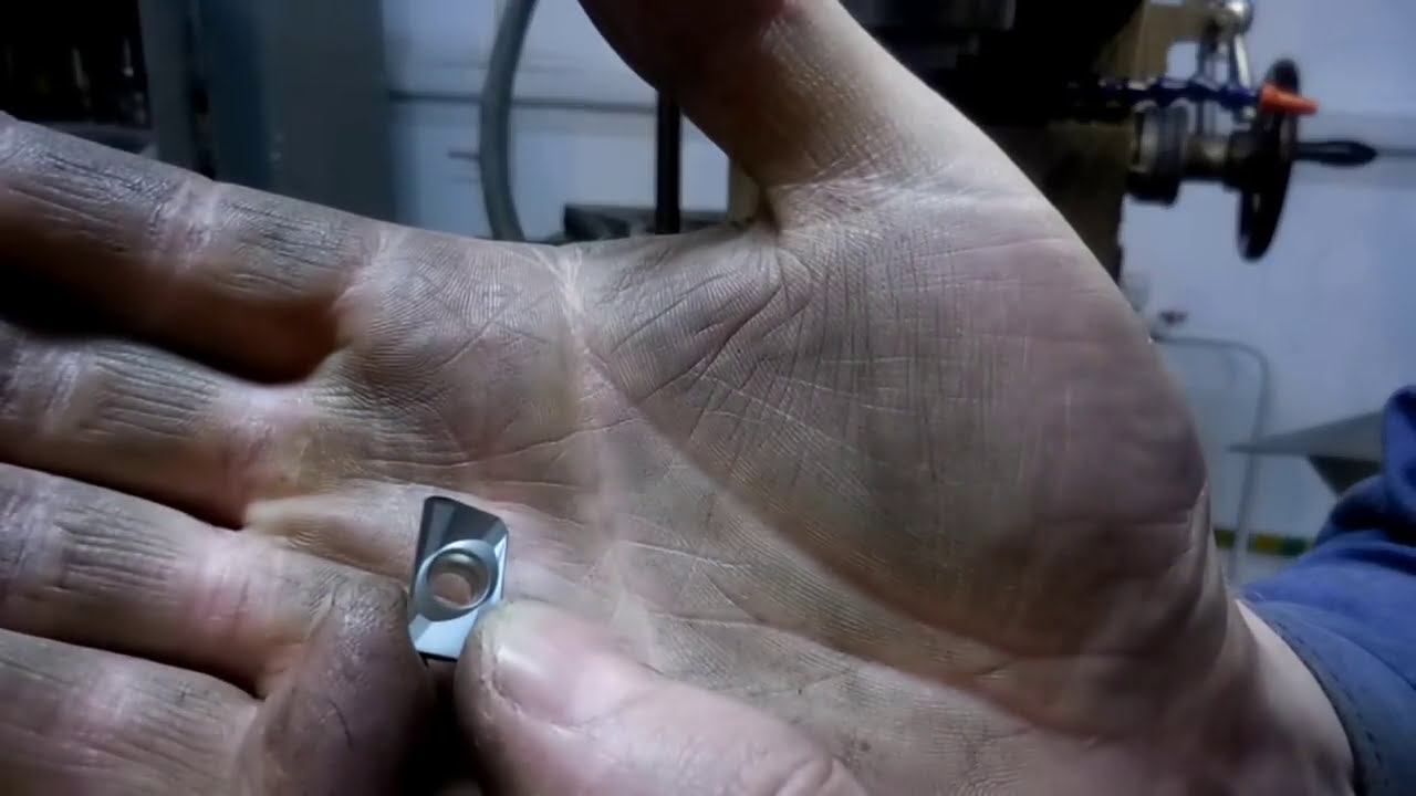 Чем обрабатывать КАЛЕННУЮ СТАЛЬ на фрезерном станке смотреть онлайн