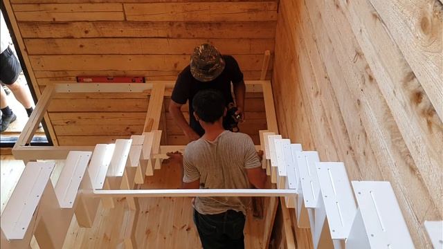 лестница на ломаном косоуре с площадкой смотреть онлайн