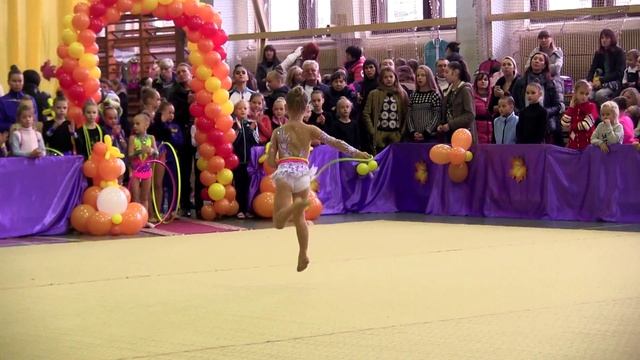 Федосеева    Алина 2010 скакалка