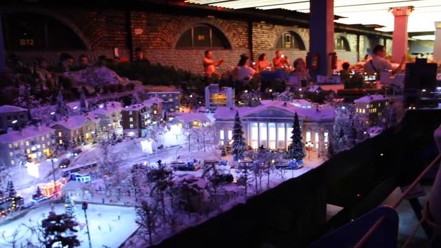 Санкт Петербург | Город в миниатюре | Разведение мостов смотреть онлайн