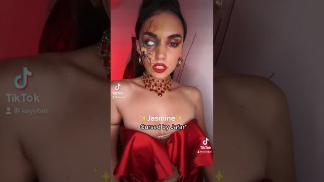TikTok Disney ✨Princess ✨Twisted Tales Mashup - ⚠️FAKE BLOOD ⚠️ #makeup смотреть онлайн