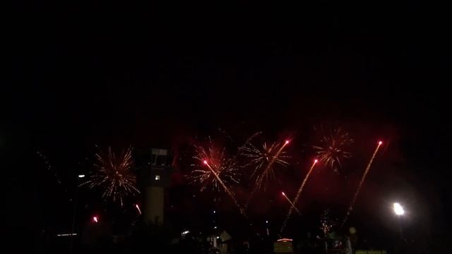 Flugplatz in Flammen - Altenburg Nobitz - Firma Dreamfireworks aus Deutschland - TOP ! смотреть онлайн