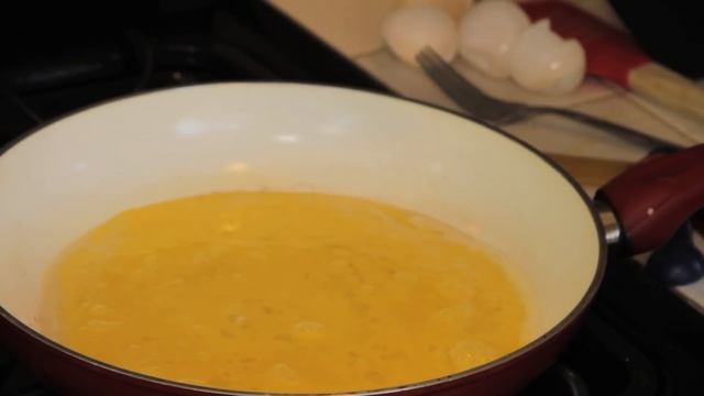 Classic Scrambled Eggs Recipe смотреть онлайн