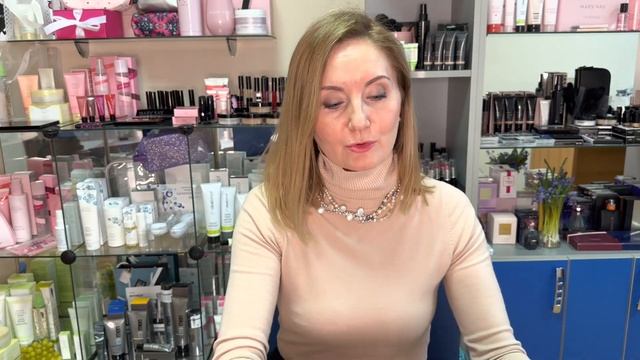 Все про Сироватки Мері Кей, їх дію, яку вибрати та послідовність при використанні. смотреть онлайн