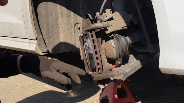 Brake Pad Replacement On Audi A3 S-line DSG S3 A4 Golf R GtTdi Jetta Passat Skoda Octavia Vrs смотреть онлайн