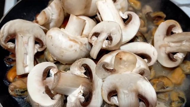 Кимчи с мидиями и рисом под острым соусом УНАГИ И ВОК! смотреть онлайн