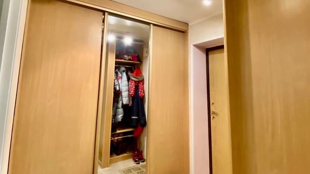 Город Домодедово улица Дружбы дом 1. Продаётся 1-комнатная квартира общей площадью 45м. 5/10-этаж. смотреть онлайн