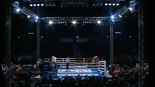 Виктор Постол - Сэм Рукундо, 3/4 смотреть онлайн