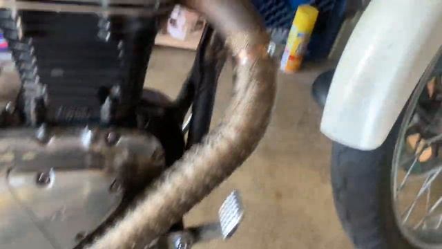 Suzuki S40 Boulevard Emgo Slash cut Exhaust Swap смотреть онлайн