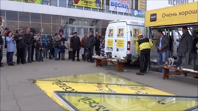 «Краш-тест» закаленного стекла в Барнауле смотреть онлайн