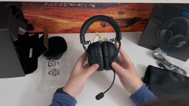 Logitech G Pro X LIGHTSPEED Распаковка и Настройка. Обзор