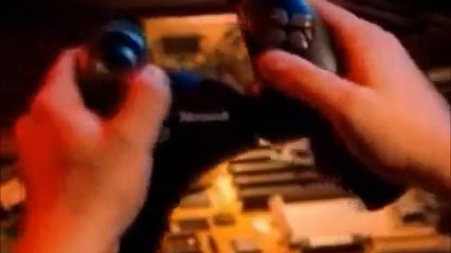 Microsoft Sidewinder Dual Strike смотреть онлайн