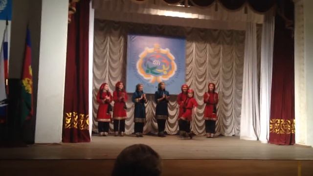 Аварский танец. Ансамбль Садвал смотреть онлайн