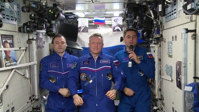 КОСМОНАВТЫ РОСКОСМОСА С.ПРОКОПЬЕВ, Д.ПЕТЕЛИН, А.ФЕДЯЕВ С МКС ОБРАЩАЮТСЯ К ЖИТЕЛЯМ г.КОРОЛЁВ М.О. смотреть онлайн