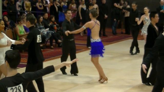 Silver Cha Cha Round 1 Heat 1 (Adam, Kathleen) смотреть онлайн